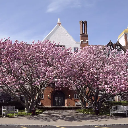 Montauk Manor-3