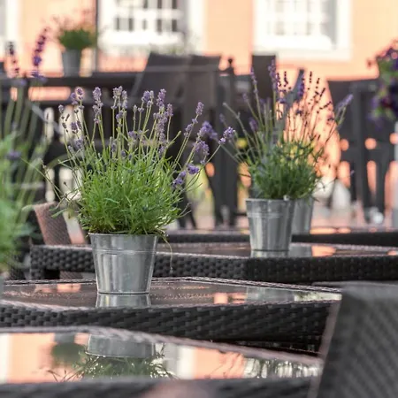 Horchem Hotel-Restaurant-Café-Bar-2