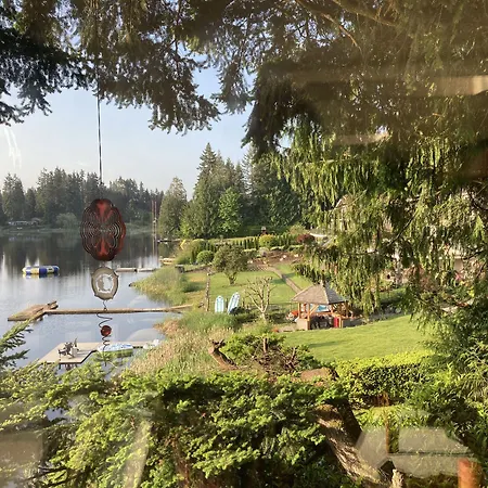 Cottage Lake Bed And Breakfast-2