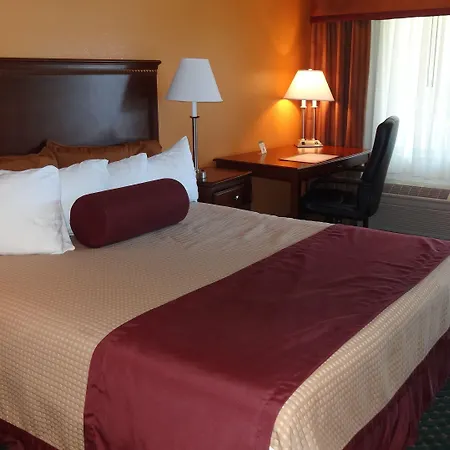 Cloverdale Wine Country Inn & Suites-3