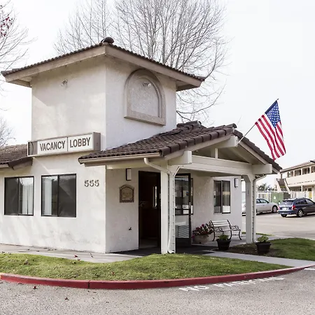 Days Inn By Wyndham Arroyo Grande Pismo Beach-3