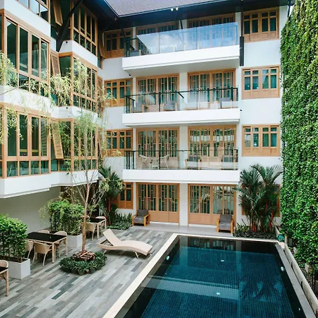 Moon Dragon Hotel-2