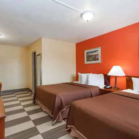 Travelodge By Wyndham Jersey City-3