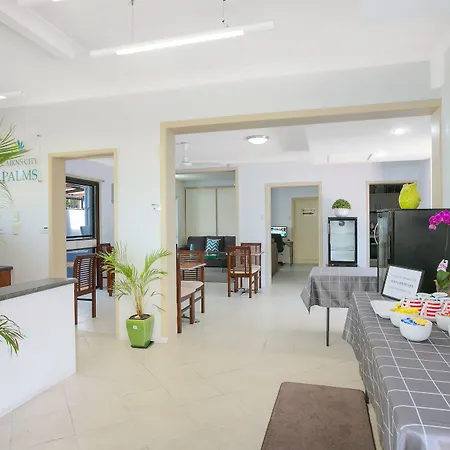 Cairns City Palms-3