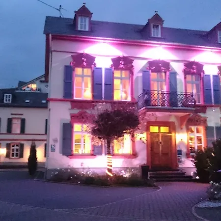 Romantik Hotel Villa Sayn-2