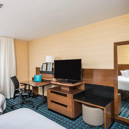 Fairfield Inn & Suites By Marriott Plymouth White Mountains-2