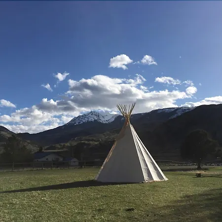Dreamcatcher Tipi Hotel-2