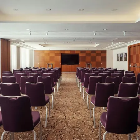 Sheraton Bratislava Hotel-3