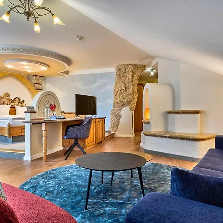 Kristall- & Vitalhotel Bergknappenhof-2