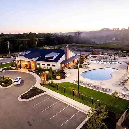 Grand Crowne Resort-2