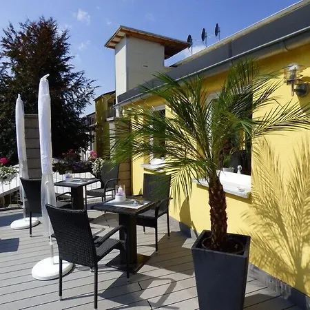 Apado-Hotel Garni-2