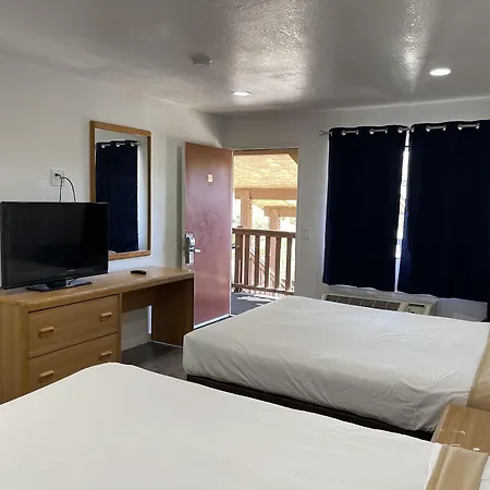 Palms Inn & Suites-2