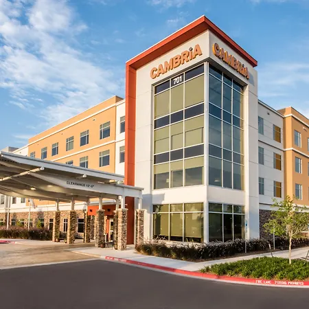 Cambria Hotel Mcallen Convention Center-2
