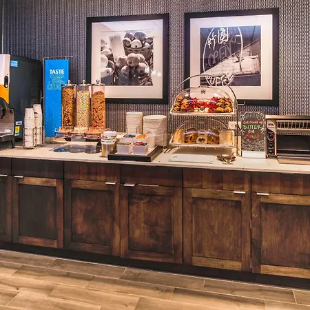 Hampton Inn - Paragould-2