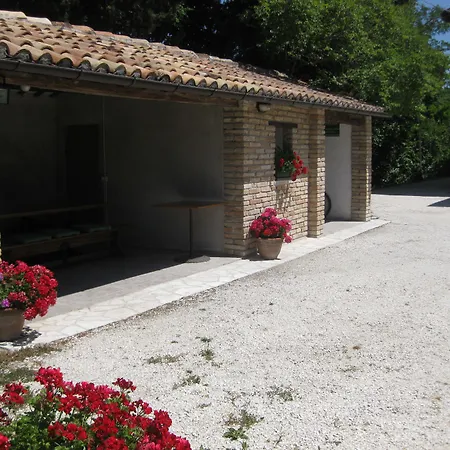 B&B-Country House-Appartamenti Ai Cipressi-2