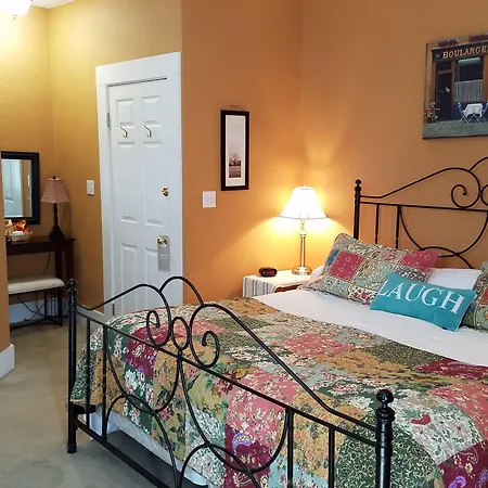 Vandiver Inn-3