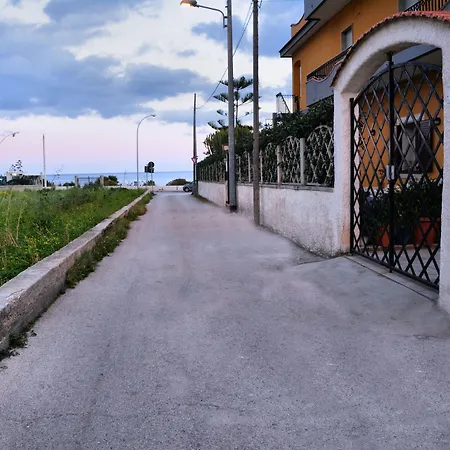 Pantanello Rooms Avola-3