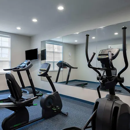 Microtel Inn & Suites By Wyndham Niagara Falls-3