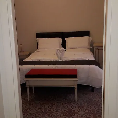 Umberto House Catania-2