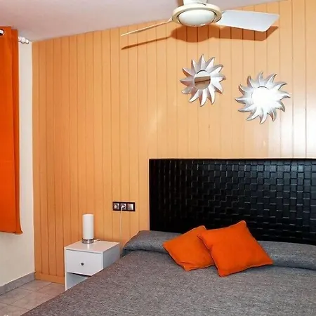 Hostal Emporda-2