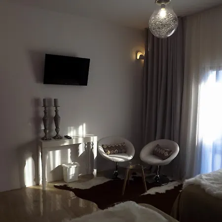Dh Country House-3