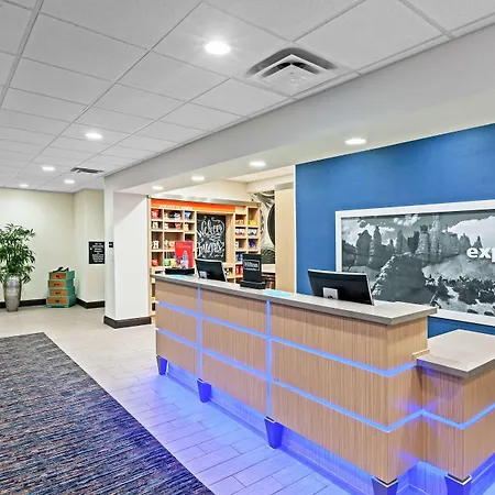 Hampton Inn Ozona-3