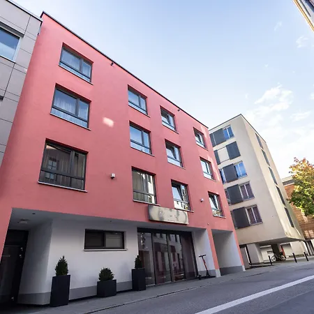 Altstadthotel Guesthouse Die Galerie-3