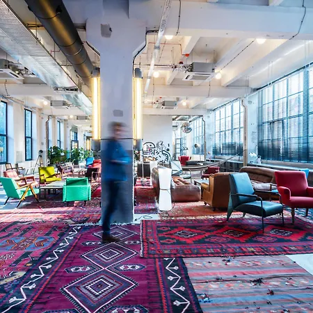 Fabrika Hostel & Suites-2