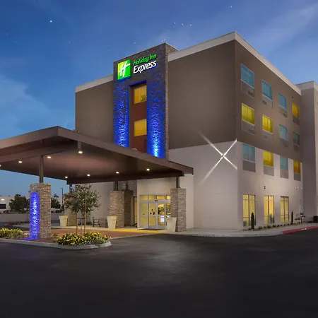 Holiday Inn Express Visalia-Sequoia Gateway Area By Ihg-2