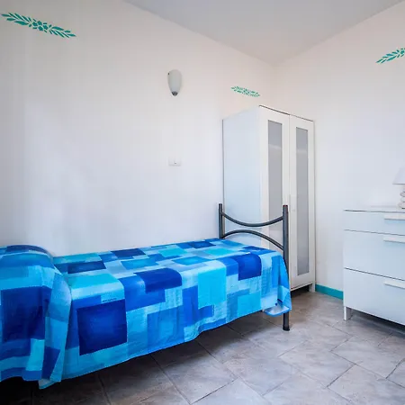Marina del Cantone Chalet-3
