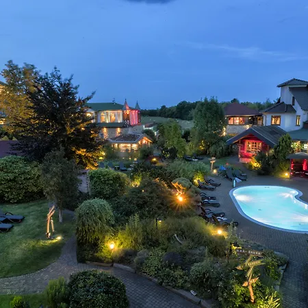Wellnesshotel Seeschlößchen - Privat- Spa&Naturresort-3