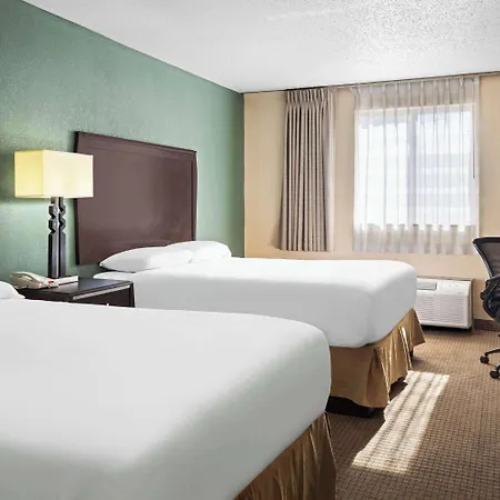 Travelodge By Wyndham Gaylord-2