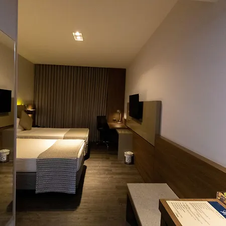Jl Hotel By Bourbon-3