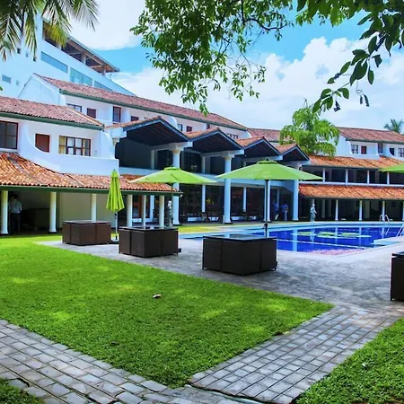Palms Hotel Mount Lavinia-3