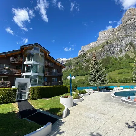 Hotel Viktoria-Leukerbad-Therme-2