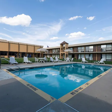 Super 8 By Wyndham Goldsboro-2