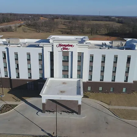 Hampton Inn West Plains-3