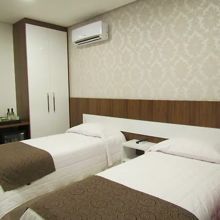 Holiday&Business Hotel - Em frente ao Centro de Eventos e Arena Conda-2