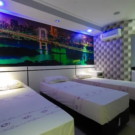 Motel Fest (Adults Only)-2