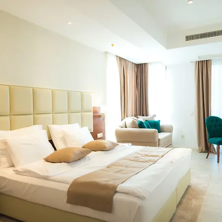 Hotel Kadmo By Aycon-2