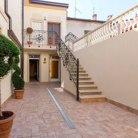 Villa Cavour-2