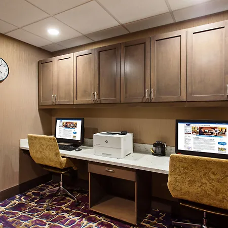 Hampton Inn & Suites Leavenworth-3