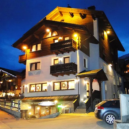 Hotel Cristallo-3
