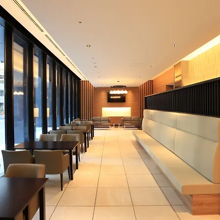Smile Hotel Premium Osaka Hommachi-3