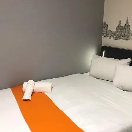 Easyhotel Liverpool-2