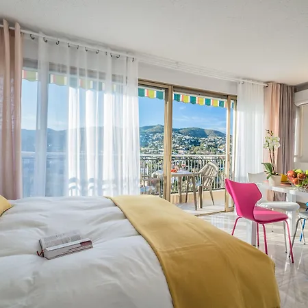 Appart Hotel Mandelieu-3