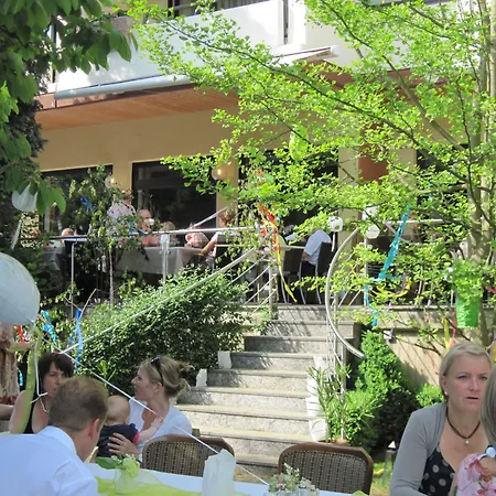 Hotel Weingut Dehren-3