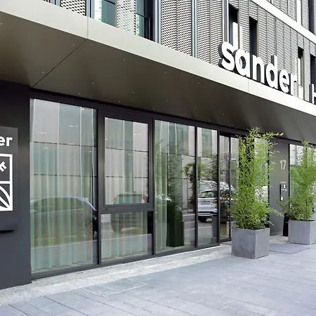 Sander Hotel-3