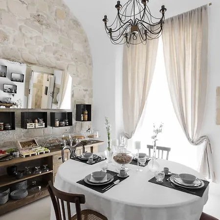 Palazzo Sant'Anna Lecce-2