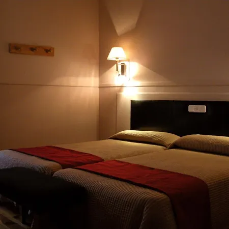 Hostal Canovas-2